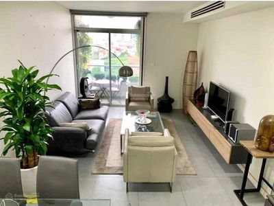 Watermark Tay Ho, Vietnam Watermark Tay Ho, Vietnam