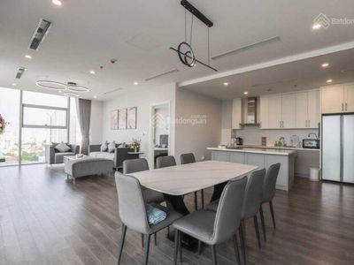 The Nine, Vietnam The Nine, Vietnam