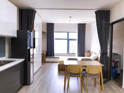 The Monarchy, Vietnam  The Monarchy, Vietnam