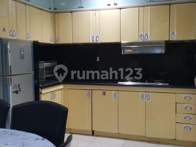 Housing in Jakarta, Indonesia  Housing in Jakarta, Indonesia