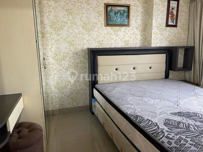 Housing in Jakarta, Indonesia  Housing in Jakarta, Indonesia