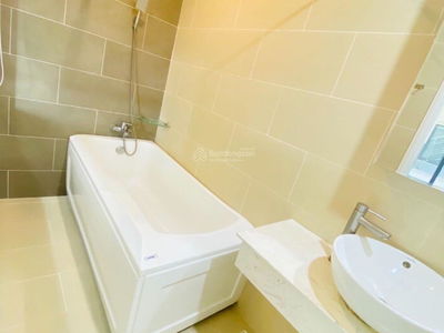 Pham The Hien Street, Vietnam Pham The Hien Street, Vietnam