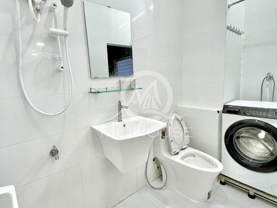 Pham Van Bach Street, Vietnam Pham Van Bach Street, Vietnam