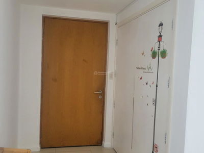 The Canary, Vietnam The Canary, Vietnam