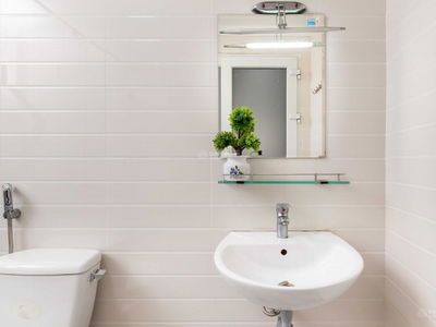 380, Vietnam 380, Vietnam