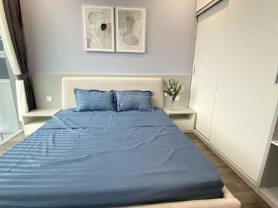 The Nine, Vietnam The Nine, Vietnam