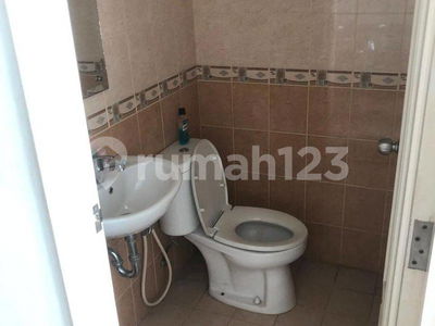 French walk tower nice behind MOI, Indonesia  French walk tower nice behind MOI, Indonesia