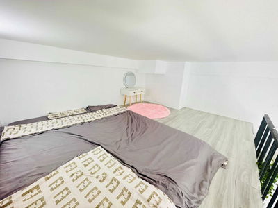 Van Kiep Street, Vietnam Van Kiep Street, Vietnam