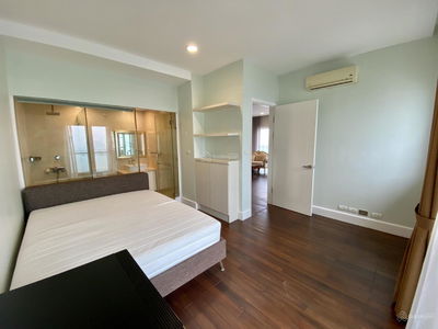 Golden Westlake, Vietnam Golden Westlake, Vietnam