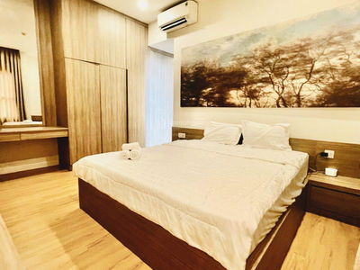 Sunrise City, Vietnam Sunrise City, Vietnam