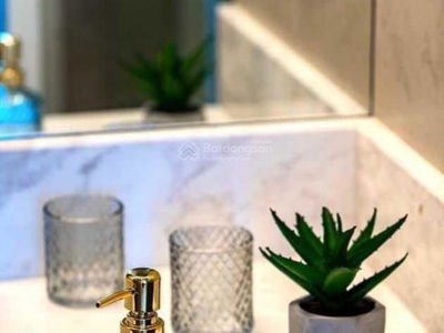 Azura, Vietnam Azura, Vietnam