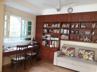 Quan Thanh Street, Vietnam Quan Thanh Street, Vietnam