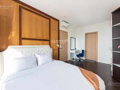 River Gate, Vietnam River Gate, Vietnam