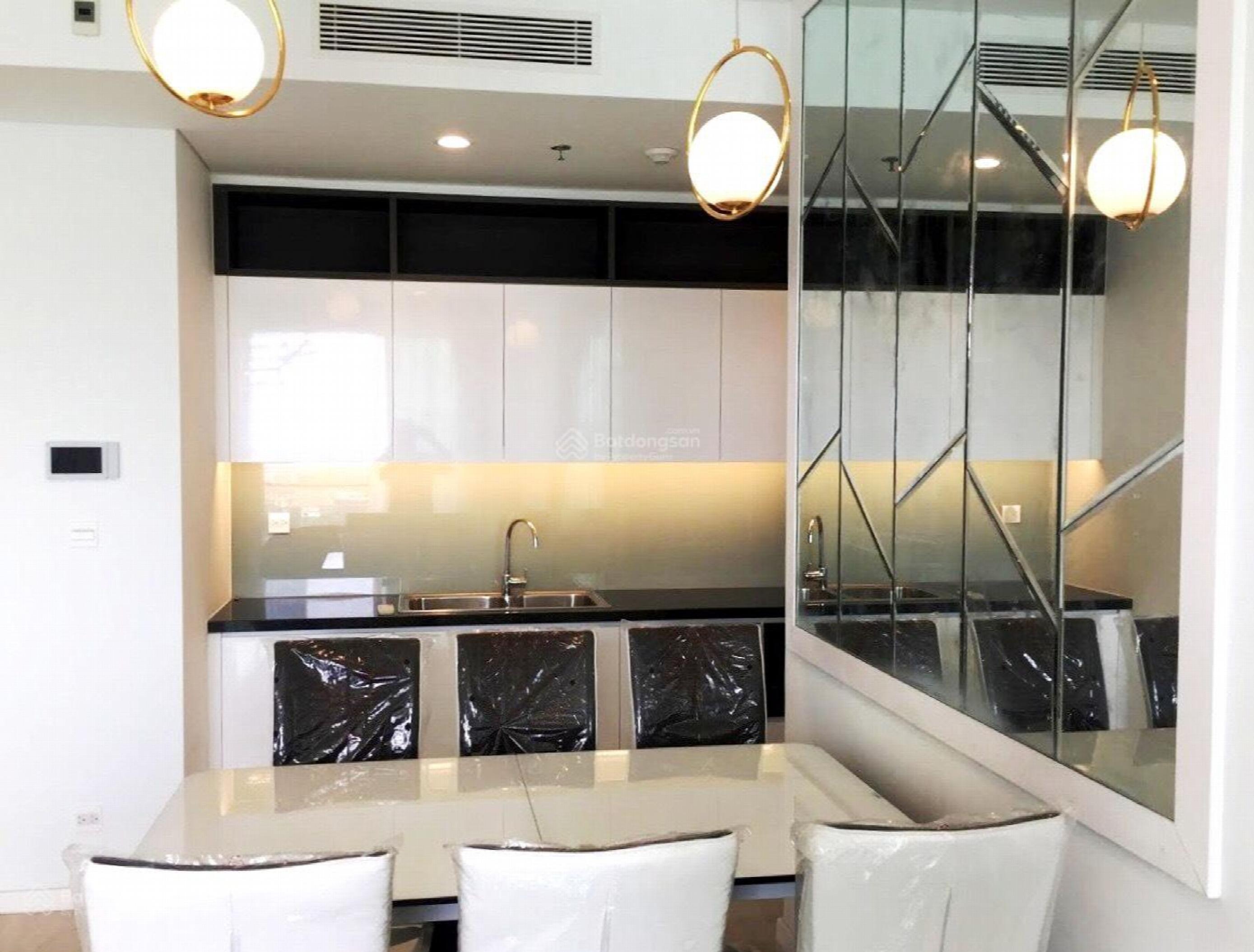 Sala Dai Quang Minh, Vietnam Sala Dai Quang Minh, Vietnam