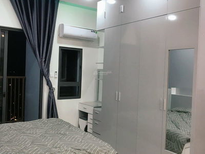 Topaz Twins, Vietnam Topaz Twins, Vietnam