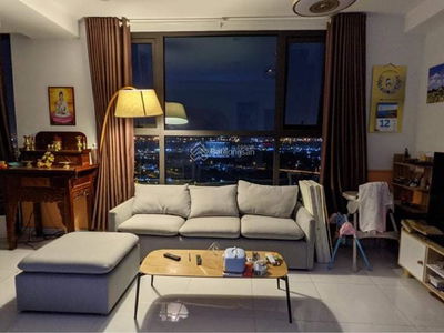 Jamila Khang Dien, Vietnam Jamila Khang Dien, Vietnam