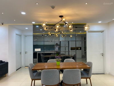 Summer Square, Vietnam Summer Square, Vietnam