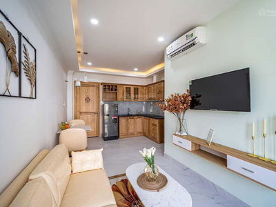 De Tham Street, Vietnam  De Tham Street, Vietnam