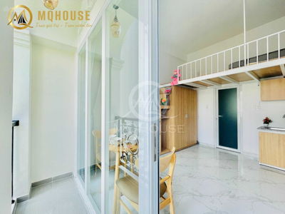 Quang Trung Street, Vietnam Quang Trung Street, Vietnam