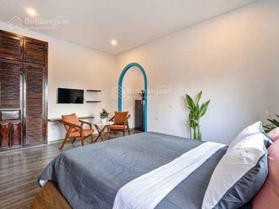 Do Tan Phong Street, Vietnam Do Tan Phong Street, Vietnam