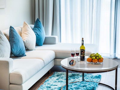 A La Carte Ha Long Bay, Vietnam A La Carte Ha Long Bay, Vietnam