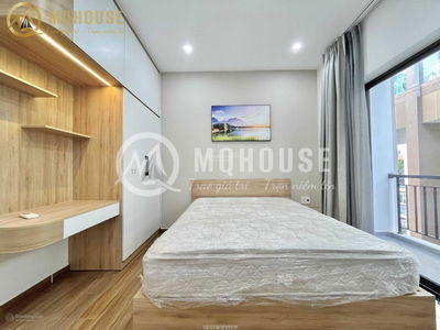 Nguyen Van Huong Street, Vietnam Nguyen Van Huong Street, Vietnam