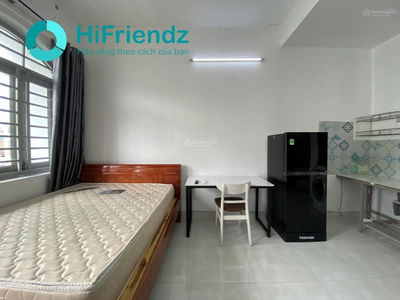 Tran Nao Street, Vietnam  Tran Nao Street, Vietnam