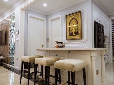 D'. Le Roi Soleil, Vietnam D'. Le Roi Soleil, Vietnam