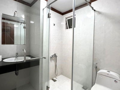 Hoang Anh Thanh Binh, Vietnam  Hoang Anh Thanh Binh, Vietnam