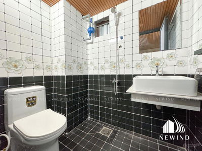 Huynh Tan Phat Street, Vietnam  Huynh Tan Phat Street, Vietnam