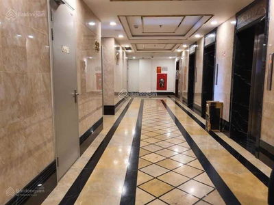 D. Le Pont D or - Hoang Cau, Vietnam D. Le Pont D or - Hoang Cau, Vietnam