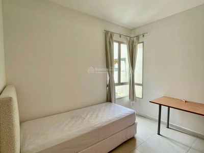 The Canary, Vietnam The Canary, Vietnam