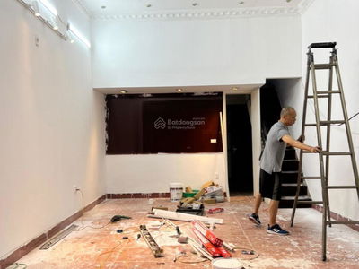 Ta Quang Buu Street, Vietnam Ta Quang Buu Street, Vietnam