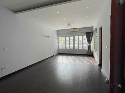 Lot B16, Vietnam Lot B16, Vietnam