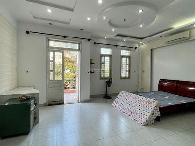 Le Thi Hong Street, Vietnam Le Thi Hong Street, Vietnam