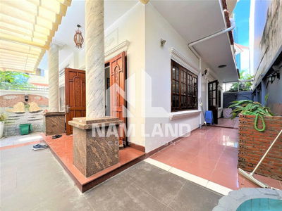 Tran Nao Street, Vietnam Tran Nao Street, Vietnam