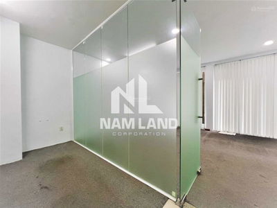 Bui Ta Han Street, Vietnam  Bui Ta Han Street, Vietnam