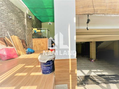 Bui Ta Han Street, Vietnam  Bui Ta Han Street, Vietnam