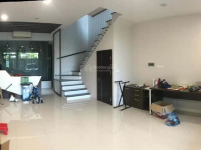 Tran Huu Duc Street, Vietnam Tran Huu Duc Street, Vietnam