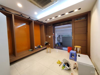 Song Hanh Street, Vietnam  Song Hanh Street, Vietnam