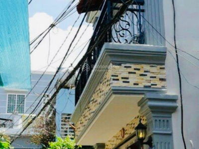 Tran Binh Trong Street, Vietnam Tran Binh Trong Street, Vietnam