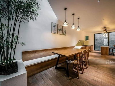 Quoc Tu Giam Street, Vietnam Quoc Tu Giam Street, Vietnam