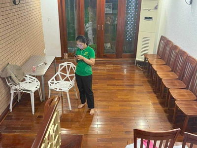 Cach Mang Thang Tam Street, Vietnam Cach Mang Thang Tam Street, Vietnam