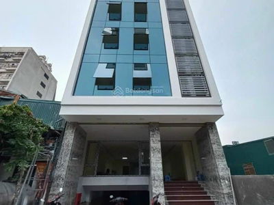 Lac Long Quan Street, Vietnam Lac Long Quan Street, Vietnam