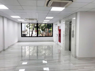 Lac Long Quan Street, Vietnam Lac Long Quan Street, Vietnam