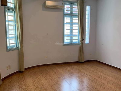 Giang Van Minh Street, Vietnam Giang Van Minh Street, Vietnam