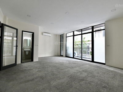 Ton Duc Thang Street Ton Duc Thang Street