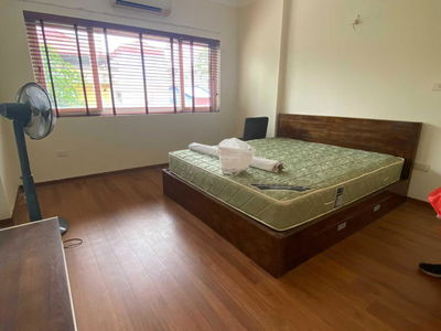 Nguyen Hoang Ton Street, Vietnam Nguyen Hoang Ton Street, Vietnam