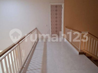 Housing in Jakarta, Indonesia  Housing in Jakarta, Indonesia