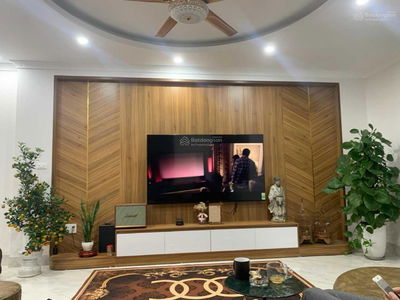 Ngoc Thuy Ward, Vietnam Ngoc Thuy Ward, Vietnam